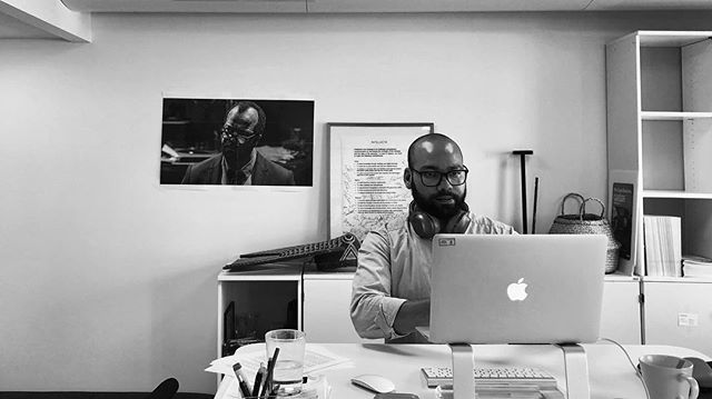 If you’ve ever questioned Bernard’s loyalties it’s time to stop now. He’s with us. But let’s see in season 3... #westworld 🧐